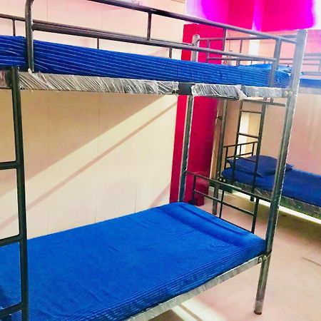 Merit Guest House Chennai Exterior foto