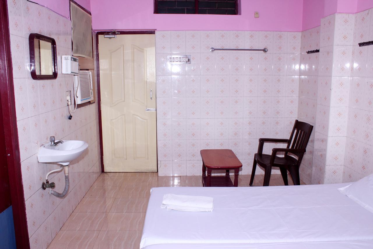 Merit Guest House Chennai Exterior foto